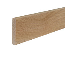 Feielist 9 x 120 mm x 1,0 m lakkert eik